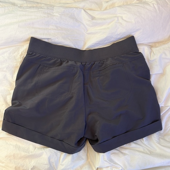 90 Degree By Reflex Shorts 9 Degree By Reflex Shorts Poshmark